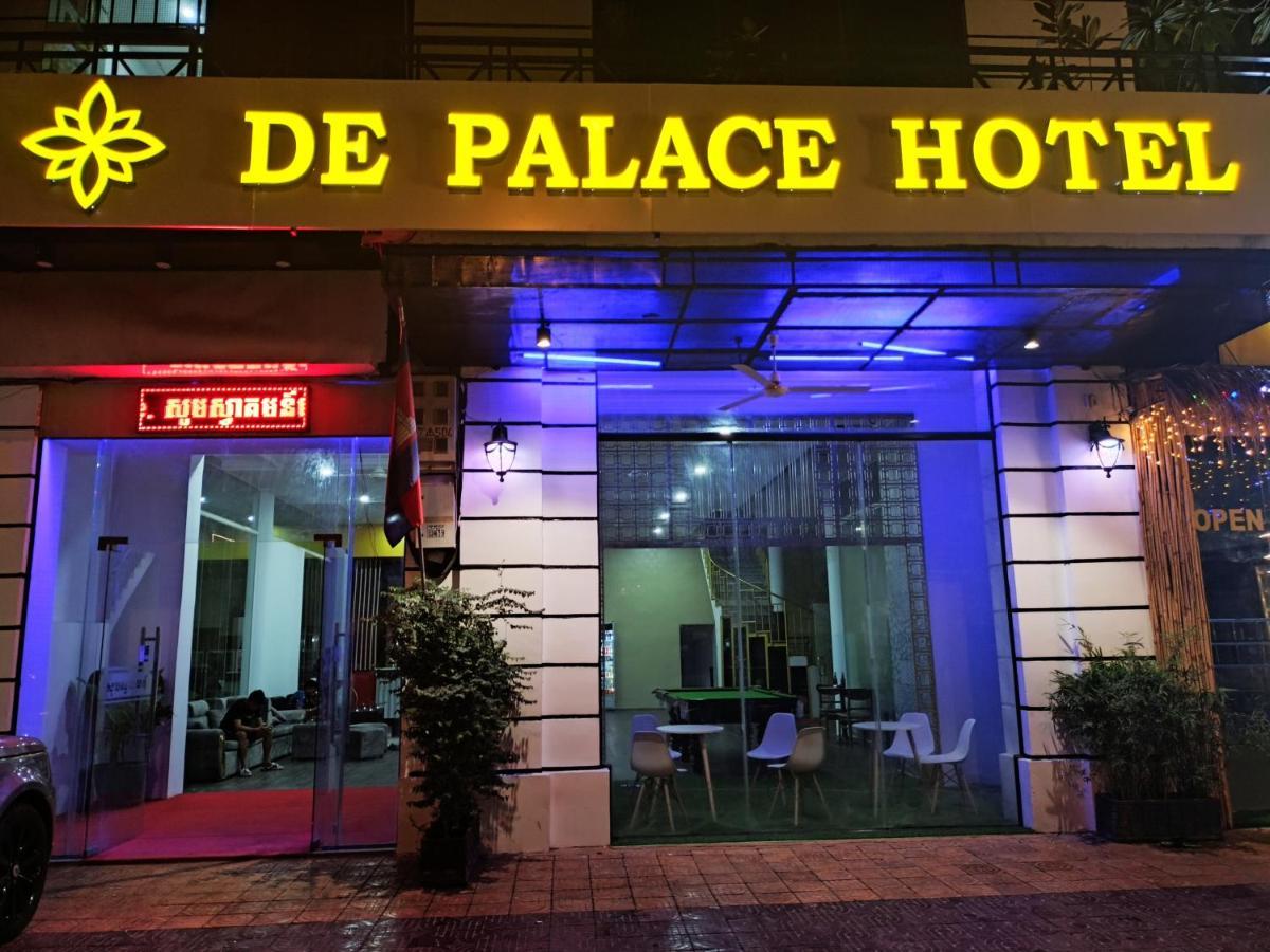 Hotel De Palace Phnom Penh Esterno foto